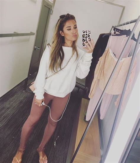 jesse james decker naked|Jessie James Decker Poses Nude In Bombshell Instagram Photo。